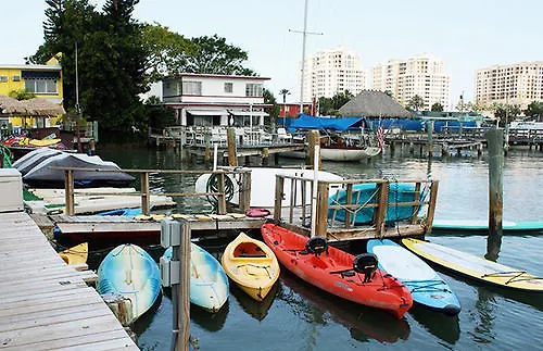 **  Barefoot Bay Resort Motel Clearwater Beach USA